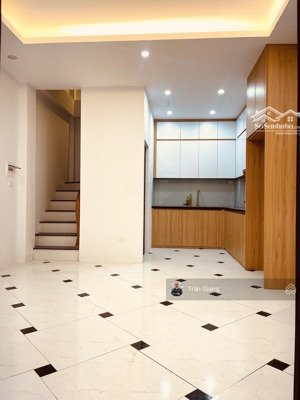 bán nhà 5 tầng mới xây ô tô đỗ cổng liên mạc, thượng cát, bắc từ liêm nhỉnh 5 tỷ, có thương lượng