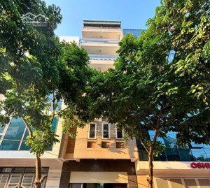 siêu phẩm hẻm xe tải 4 lầu có thang máy lê văn sỹ quận 3