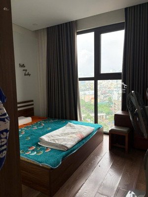 bán căn hộ 71m2 tầng trung. sổ đỏ lâu dài