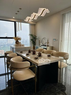 chính chủ bán ch sunshine golden river tây hồ dt 123,5m 3pn view sông hồng giá 14,5 tỷ: o971o85383