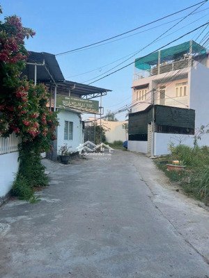 còn sót lại duy nhất 1 lô đất vĩnh hiệp nha trang dt 75m2 mt 5m giá chỉ 1,590 tỷ có ra lộc