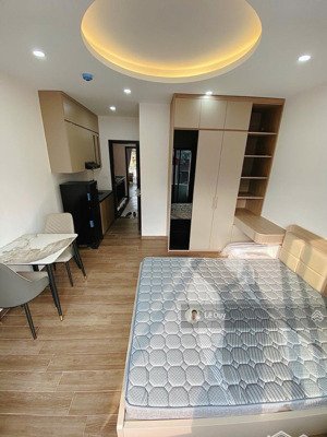 bán toà ccmn 55m2x7t thang máy, phố trung liệt, quận đống đa. 10m ra phố,an sinh đỉnh. 12p full nt.