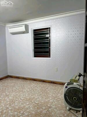 CHO THUÊ NHÀ khu vực Văn Cao - Hải An - Hải Phòng - có sân cổng riêng.