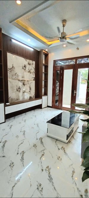 nhà mới lô góc gần đh bách khoa, kinh tế, phố hồng mai, bạch mai, quận hai bà trưng