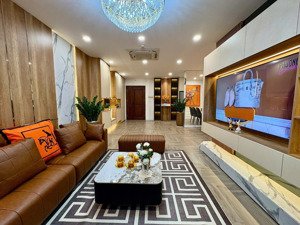 chính chủ bán cc the goden palm lê văn lương -thanh xuân,tầng 8 129,6m2 3pn full đồ, chấp nhận tg