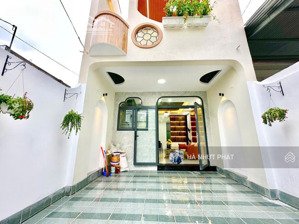 bán nhà đẹp 1 trệt 1 lầu- gần giáo xứ thánh tâm- chợ tân biên- 3pn- đường xe hơi chỉ 2,8 tỷ