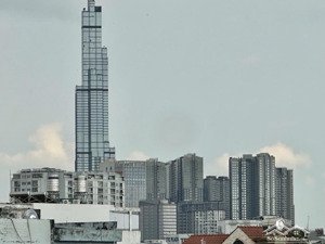 ngay phạm văn đồng-nơ trang long, bình thạnh, 4 tầng, 5pn dt 80m2, nhỉnh 15t.