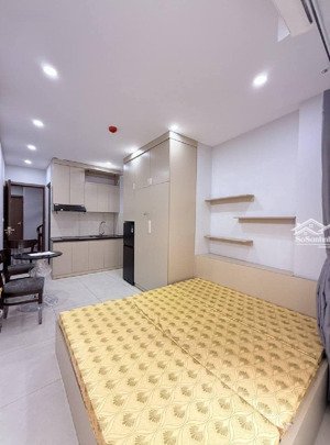 tòa ccmn gần mặt đường giải phóng- 78m2, 6t thang máy- 2 mặt thoáng