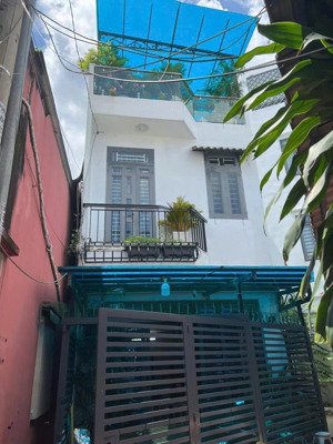 chính chủ bán nhanh nhà 3 tầng tại số 111/28/180a, đường phạm văn chiêu, phường 14, gò vấp, hcm