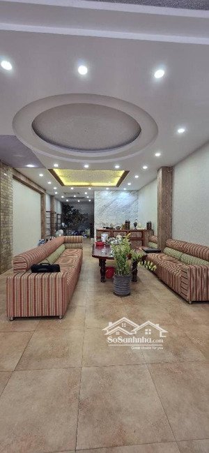 nhà mặt phố lụa - 7 tầng thang máy xịn sò - kinh doanh đỉnh cao trung tâm