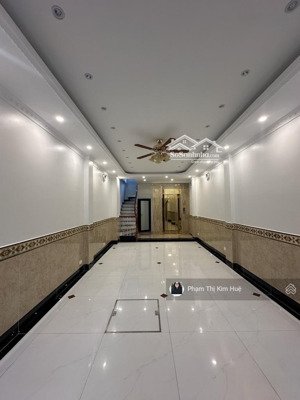 hoa hậu ngọc thụy - ô tô tải vào nhà - kinh doanh/ ở đỉnh