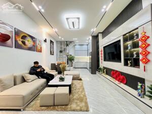 Siêu Hiếm! Bán nhà Tô Vĩnh Diện, Ô tô, 20m ra Phố, 48m2, MT 4,4m, 16 Tỷ.