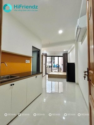 căn hộ full nội thất có ban công lớn thoáng mát hoàng sa, phường 5, thuận tiện di chuyển q1 , pn