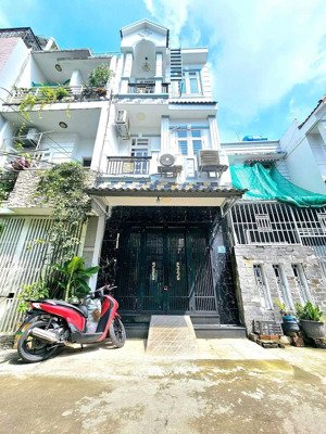 bán nhà, nhà bè, huỳnh tấn phát, hẻm 1806, hẻm xe hơi 6m, 3,8m x 12m, nhà 3 tầng, 4pn 3wc, 4,9 tỷ.