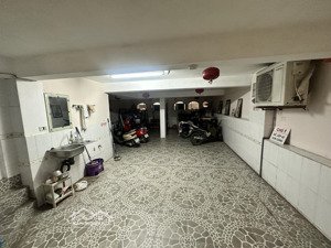 bán toà nhà chung cư mini 7 tầng 140m, giá 35.5 tỷ. thang máy, tầng hầm, dòng tiền 100 triệu/ tháng