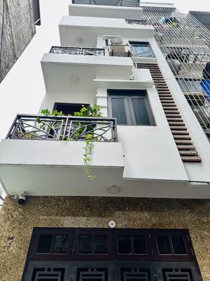 chủ cần bán gấp nhà mỹ đình, s:54m giá chỉ 9,2 tỷ, đường trường nhà 3,5m, nhà 5 tầng dân xây.