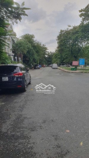 chỉ 13 tỷ - nhà 5 tầng - dòng tiền 50tr/th - mặt tiền 12m 65m2 - hiệp bình chánh thủ đức