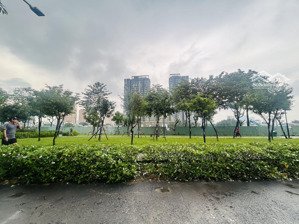 quận 7 - bán nhà dt 1000m2 mặt tiền đường view trung tâm quận 1 giá 62ty