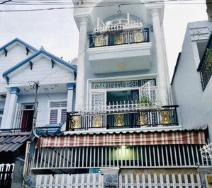 3 bước ra mt phạm hữu lầu - nhà 3 tầng, 60m2, 4 pn - nở hậu - hẻm xe hơi - gần phú mỹ hưng - 6,8tỷ