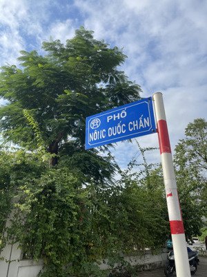 mặt đường 24m, vỉa hè rộng, đất dịch vụ phân lô vuông vắn 50m2, mt rộng 5 mét, vạn phúc, hà đông.