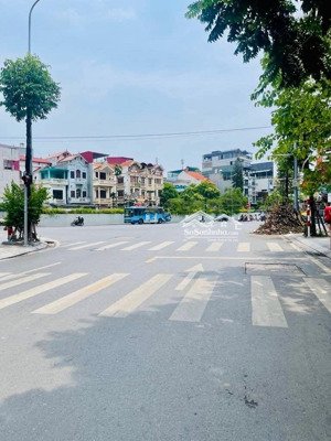 mặt phố xuân diệu - mặt tiền khủng 8m - diện tích 128m2 - sổ đẹp - view hồ tây - giá đẹp 72 tỷ