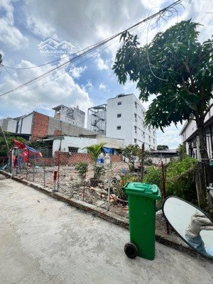 bán đất 97 m2 hẻm vf3 nguyễn tuyển q2 chỉ 4,x tỷ