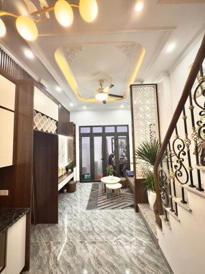 vân đồn, 35m2, 5 tầng, mặt tiền 4m, giá bán 7,5 tỷ