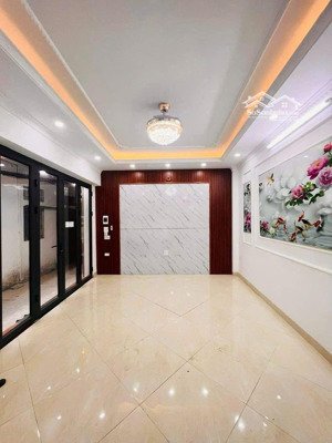bán nhà riêng tại minh khai, 8,9 tỷ, 40m2, 5 tầng, 3pn, pháp lý đầy đủ , ngõ kinh doanh thông