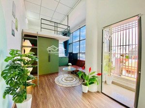 duplex ban công - full nội thất - view landmark 81 - ngay gần các trường đại học hutech, uef ...