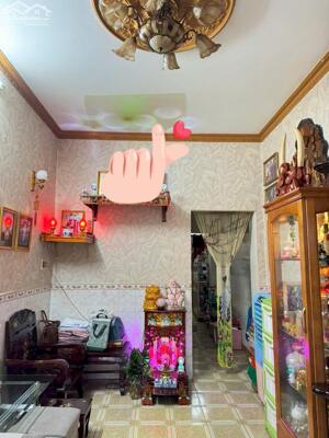 Bán nhà 1 trệt 1 lầu đường xe hơi quay đầu, gần chợ Biên Hòa, 58m2, giá 3 tỷ.