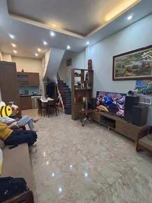 trung tâm đống đa - ngõ ô tô tránh - nhỉnh 15 tỷ