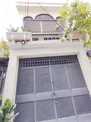 HẺM ÔTÔ cách 50m, 2 Tầng 65m2 (4.2 x 15.5) P5 Phú Nhuận, giá 8.x ty