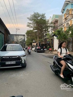 lô đất mặt tiền đường thông kdc hồng long .kinh doanh buôn bán .dt đẹp 120 m (6.5x18) giá đầu tư