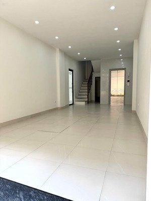 nhà đẹp phố ngọc thuỵ bồ đề 46m2 6 tầng thang máy ô tô