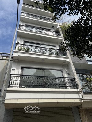 bán nhà đấu giá kiến hưng: 60m, mt 5m, phân lô vỉa hè, full nội thất đẳng cấp, 17.8 tỉ