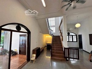bán villa góc 2 mặt tiền nguyễn văn hưởng, thảo điền, quận 2 205 tỷ, gần sông sài gòn