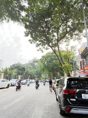siêu phẩm trung tâm 400m2 vị trí kim cương giao thoa 3 quận ba đình - tây hồ - cầu giấy