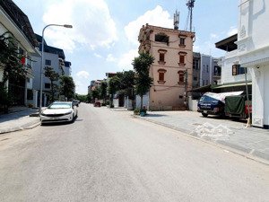 nhà 45m2x7t thang máy, vỉa hè 5m, 3 ô tô tránh, sát cc báo nd view sân vận động mỹ đình giá 13tỷ