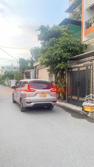 nhà góc 2 mặt tiền kinh doanh - hàng hiếm hiệp bình chánh 118m2 giá chỉ 9.5 tỷ