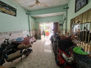 chủ bán định cư cần bán nhanh nhà mặt tiền hẻm xe tải thông, ngang 6m, 120m2 giá chỉ 7,8 tỷ tl