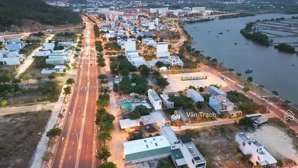 chủ gũi bán lô mặt tiền nguyễn tất thành hòn rớ 2 phước đồng nha trang ngang 10m sổ riêng