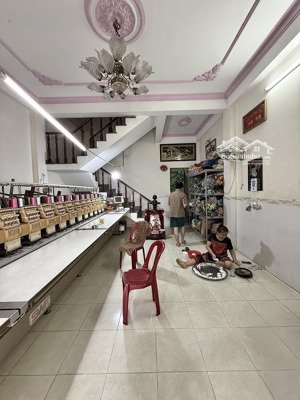 giáp aeon tân phú, nhà 2 tầng, dt 5x16m, sổ vuông, giá 5.6 tỷ, bhh, bình tân