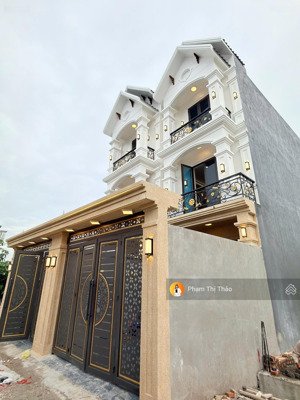 bán nhà 3 tầng độc lập sân ô tô đỗ, ngay kiều đông - hồng thái - an dương - gần cầu kiến an.