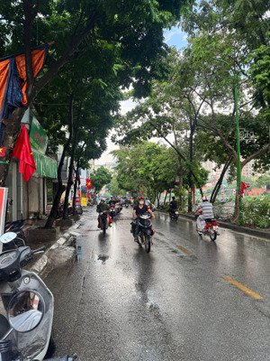 bán đất tặng nhà mua giá đầu tư. trịnh đình cửu. định công 100m2 mặt tiền 7m giá chỉ 16 tỷ