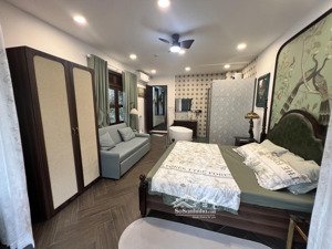 tòa chdv mt phan xích long, p. 7, q. phú nhuận hầm 5 tầng (5x18m) 18p /160tr/th 21.5 tỷ