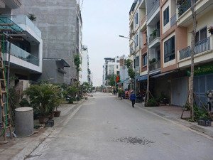 cực hiếm! - bán lô đất đẹp khu tái định cư ngọc thụy, lb, mặt đường 15m, 2 mặt thoáng, vị trí đẹp