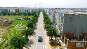 bán lô đất dt 81,5m2 đường thông sạch đẹp liền kề centana đpt đường trường lưu q9