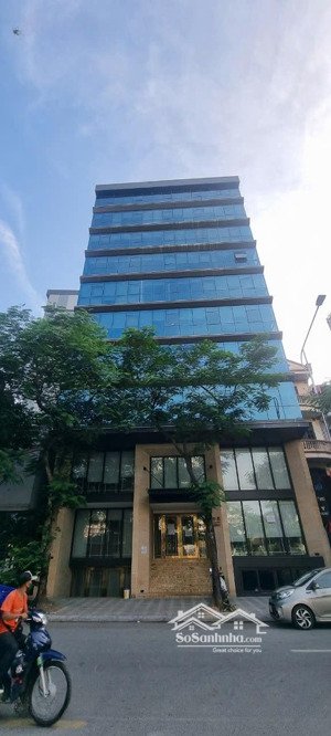 bán tòa nhà văn phòng mặt đường tây sơn , dt 220m2 x 10 tầng , mặt tiền 8,5m , giá 151 tỷ