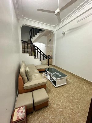 bán nhà phan đình giót hà đông. 34m2x4tầng ngõ ô tô ngay chợ. giá 8,8tỷ