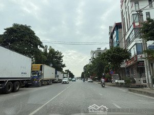 bán nhà 50m2 trên trục kinh doanh, trung tâm xã thiên lộc, đang cho thuê ra dòng tiền hàng tháng